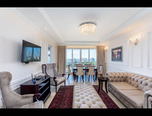 2 BEDROOM APARTMENT TO LET IN SEA POINT