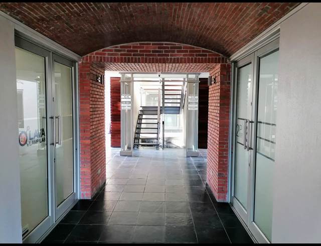 215M² OFFICE TO LET IN DURBANVILLE CENTRAL