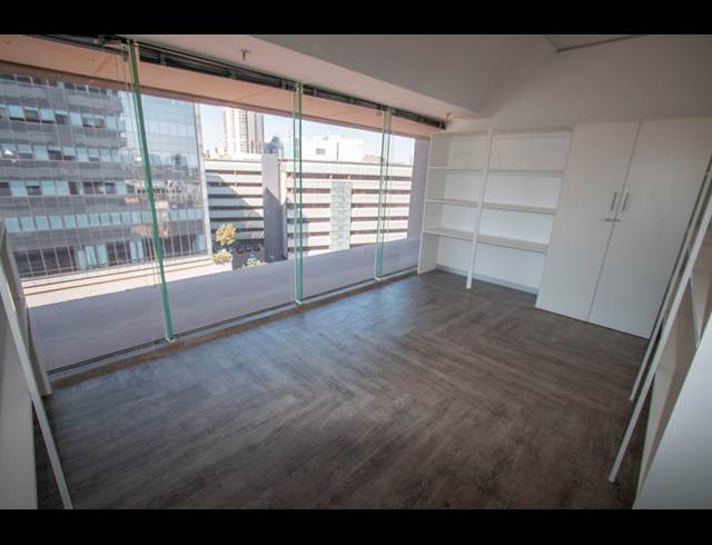 1,971M² OFFICE TO LET IN SANDTON CENTRAL