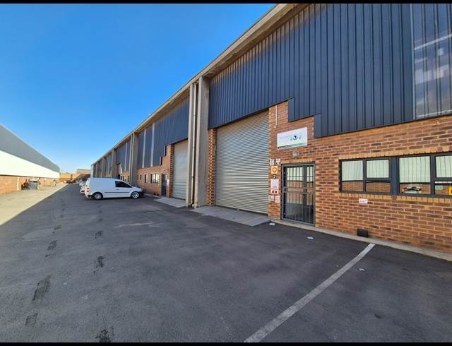 460M² WAREHOUSE TO LET IN DRIEHOEK