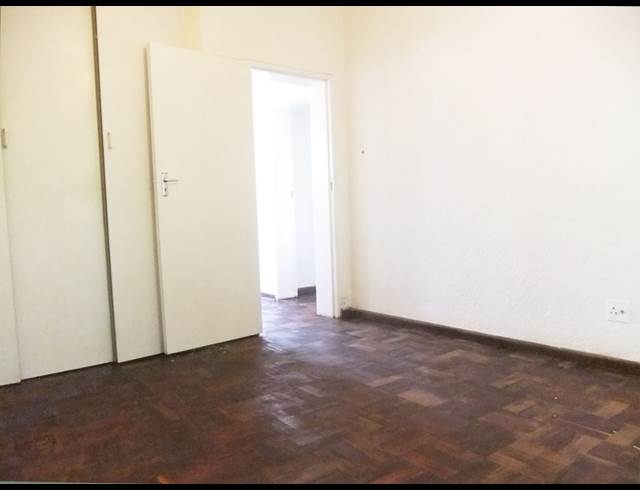 1 bed property to rent in KENILWORTH