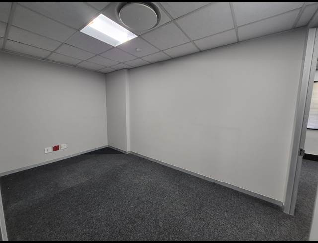 377M² OFFICE TO LET IN SANDTON CENTRAL