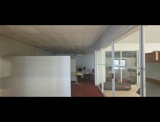 2,234M² RETAIL TO LET IN RIVERSIDE PARK