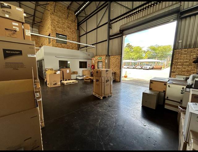 3,454M² WAREHOUSE TO LET IN TUNNEY