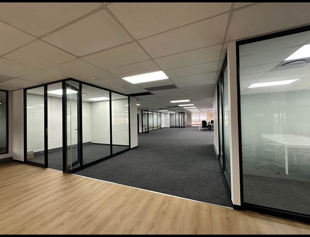 451M² OFFICE TO LET IN SANDTON CENTRAL
