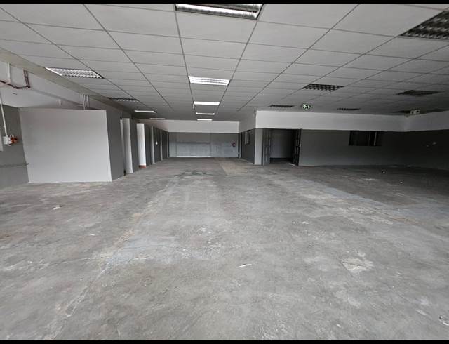 478M² WAREHOUSE TO LET IN SILVERTON