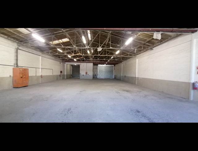 539M² WAREHOUSE TO LET IN BELLVILLE SOUTH