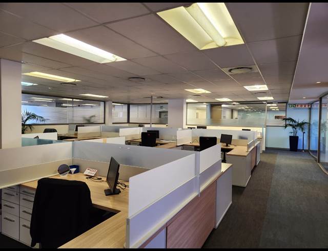 5,683M² OFFICE TO LET IN CAPE TOWN CITY CENTRE