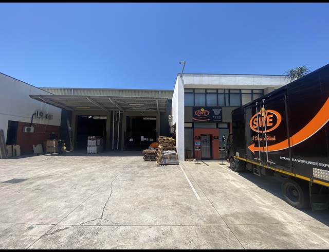 820M² WAREHOUSE TO LET IN RIVERHORSE VALLEY
