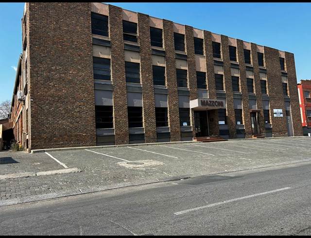 642M² WAREHOUSE TO LET IN WYNBERG
