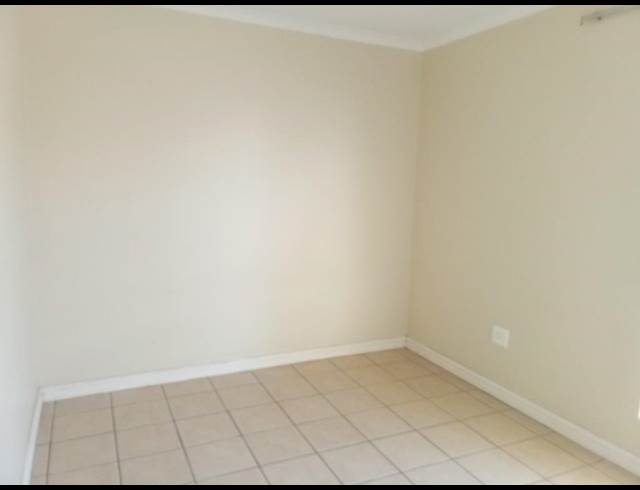 2 BEDROOM PROPERTY TO RENT IN DURBANVILLE CENTRAL