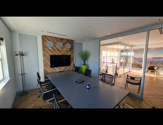 244M² OFFICE TO LET IN WESTLAKE