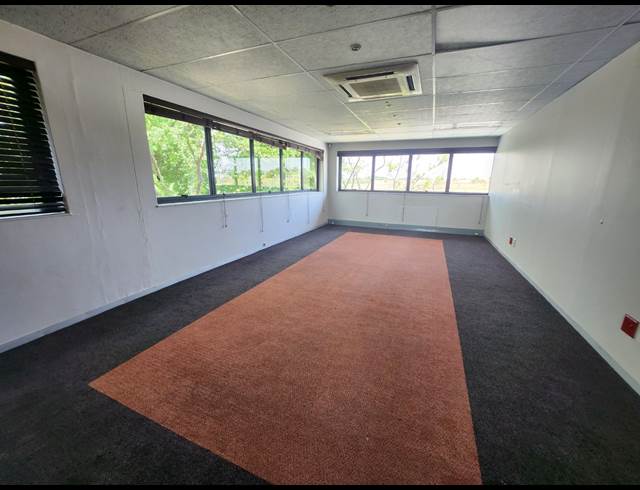 313M² OFFICE TO LET IN RANDJESPARK
