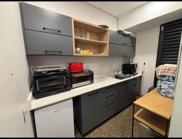 479M² OFFICE TO LET IN STONEWOOD SECURITY ESTATE