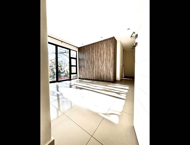 2 BEDROOM APARTMENT TO LET IN PARKMORE