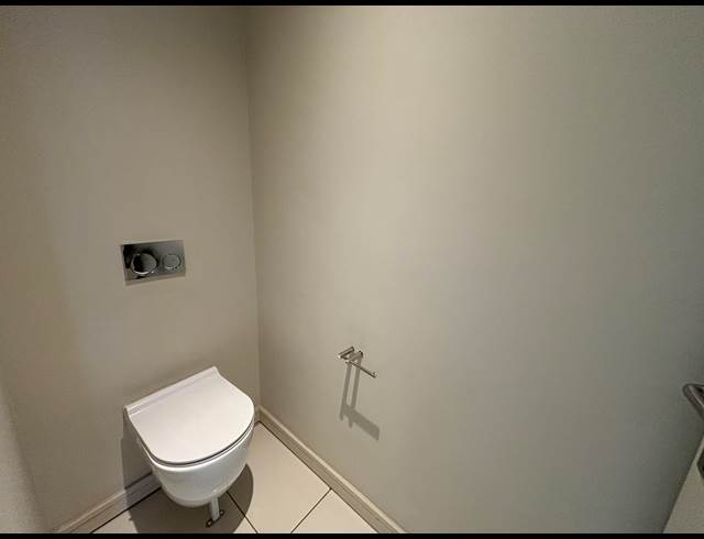 2 BEDROOM APARTMENT TO LET IN ROSEBANK