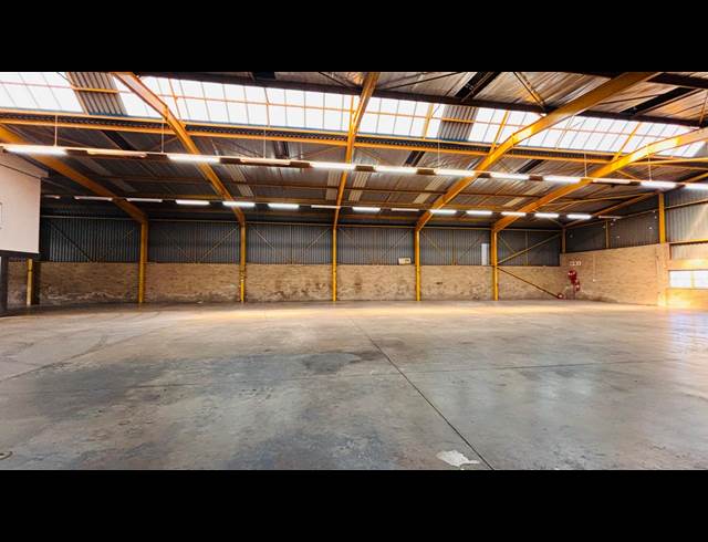 986M² WAREHOUSE TO LET IN ROBERTVILLE