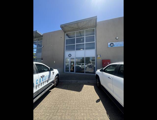 175M² OFFICE TO LET IN BRACKENFELL SOUTH