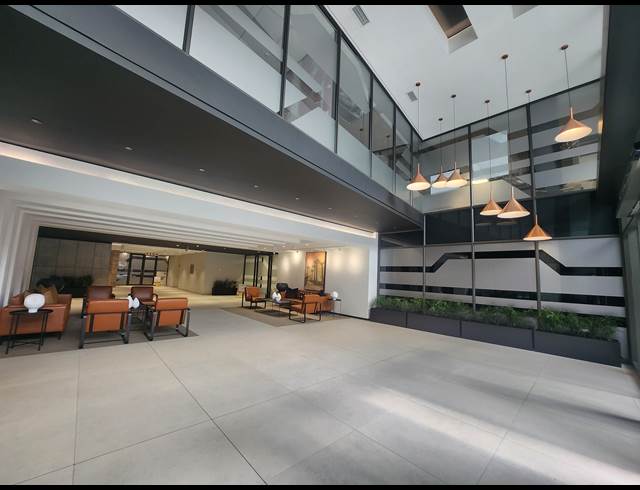 349M² OFFICE TO LET IN VORNA VALLEY