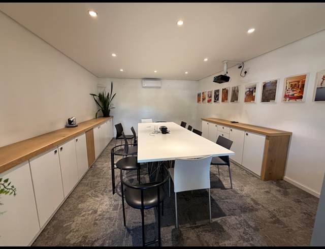 1,239M² WAREHOUSE TO LET IN CAPE TOWN CITY CENTRE