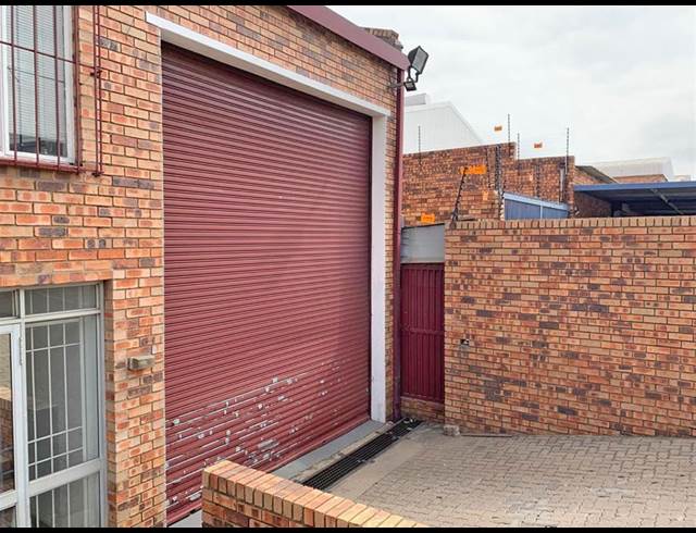 800M² WAREHOUSE TO LET IN SEBENZA