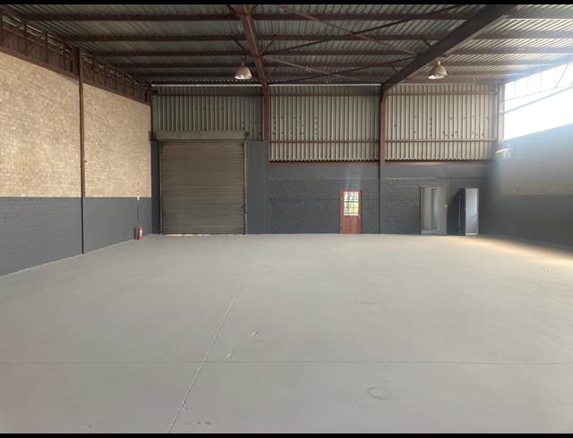 362M² WAREHOUSE TO LET IN HALFWAY HOUSE
