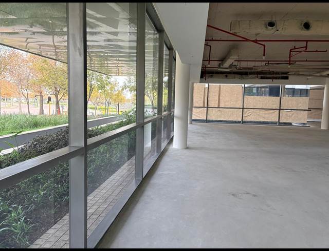 510M² OFFICE TO LET IN WATERFALL