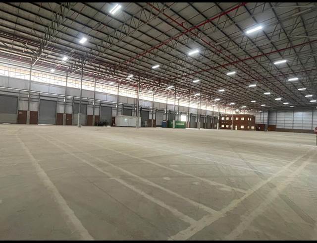 29,677M² WAREHOUSE TO LET IN PROSPECTON INDUSTRIAL