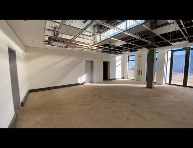 495M² WAREHOUSE TO LET IN HIGHVELD