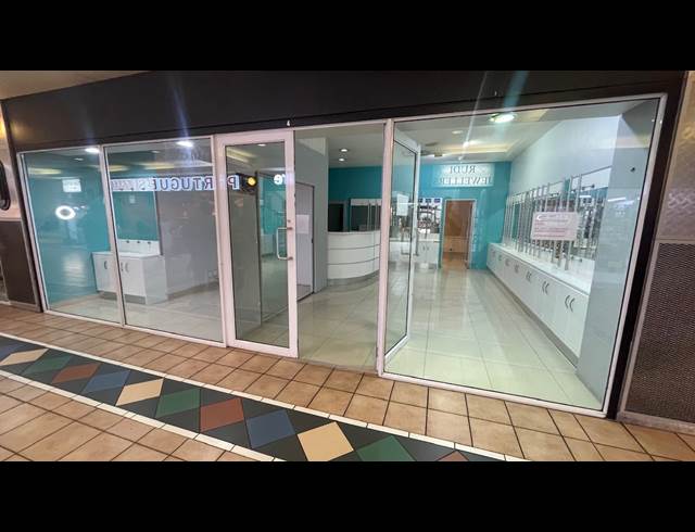 65M² RETAIL TO LET IN CAPE TOWN CITY CENTRE