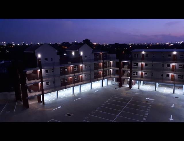 2 bed property to rent in RHODESFIELD