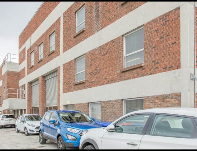 1,025M² WAREHOUSE TO LET IN BELLVILLE SOUTH INDUSTRIA