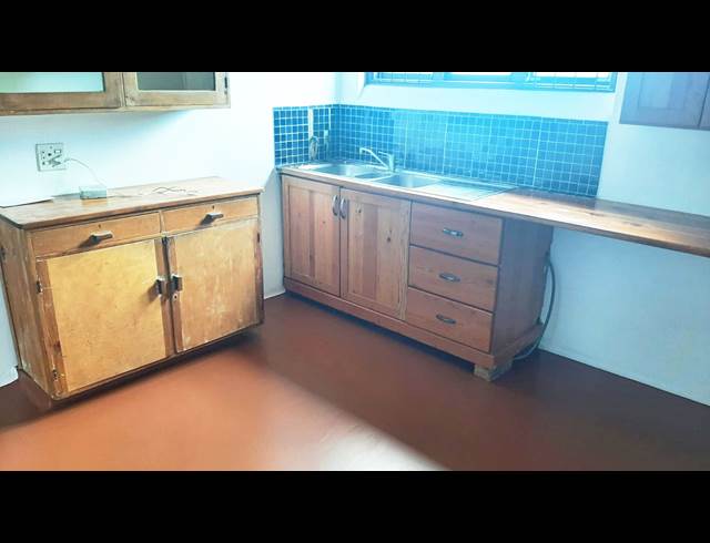 2 bed property to rent in WOODSTOCK