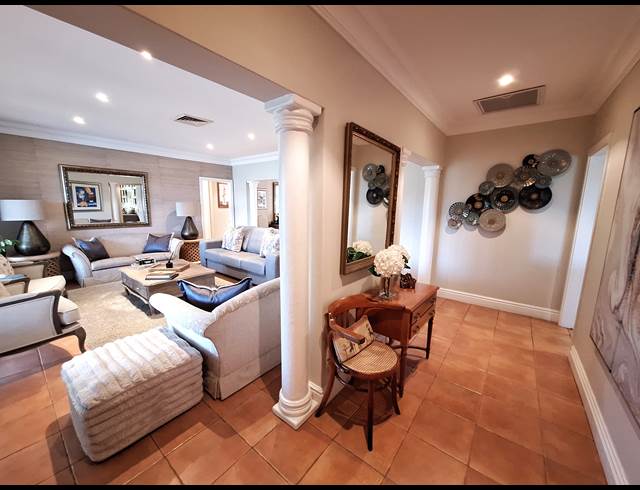 4 BEDROOM HOUSE TO LET IN UMGENI PARK