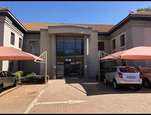 1,604M² OFFICE RENTED IN KEMPTON PARK CENTRAL