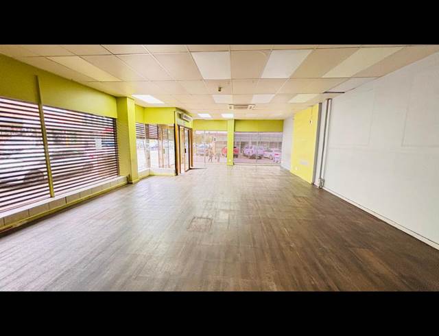 200M² BUILDING TO LET IN KRUGERSDORP CENTRAL