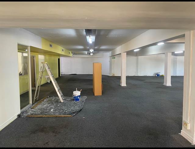 613M² OFFICE TO LET IN RONDEBOSCH