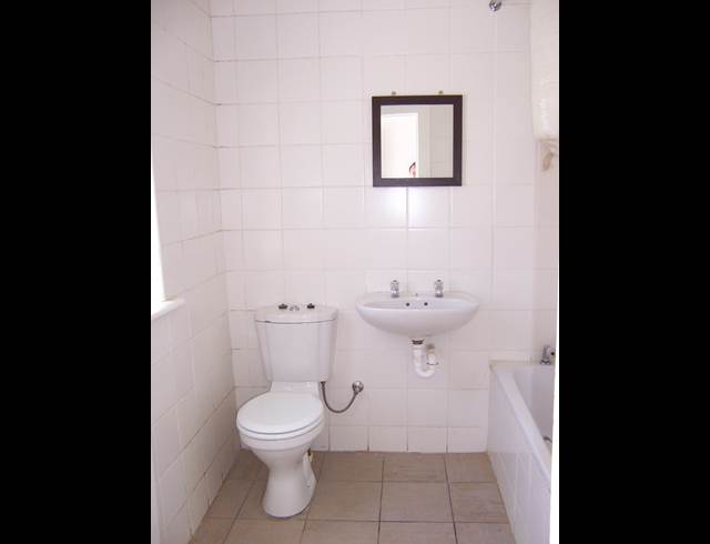 3 bed property to rent in OBSERVATORY