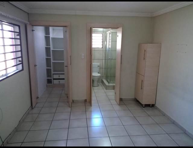 1 bed property to rent in MONDEOR