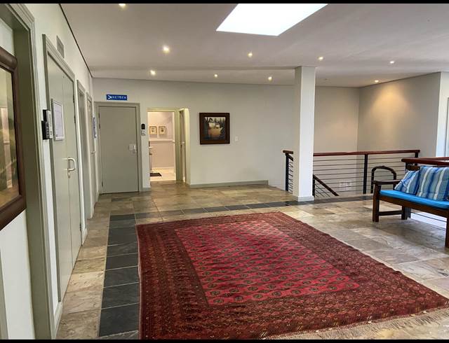 234M² OFFICE TO LET IN WESTLAKE