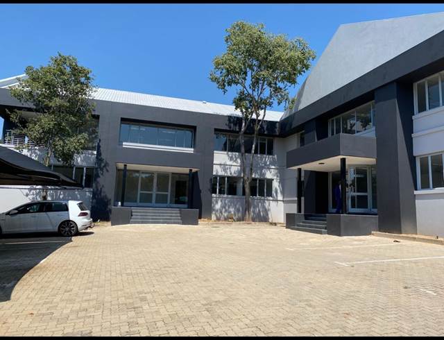 1,852M² WAREHOUSE RENTED IN KYALAMI