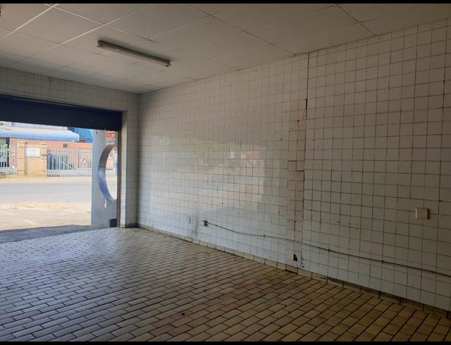 54M² RETAIL RENTED IN WADEVILLE