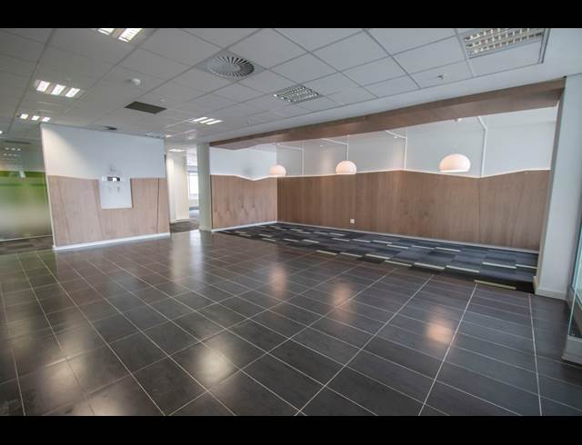 534M² OFFICE TO LET IN SANDTON CENTRAL