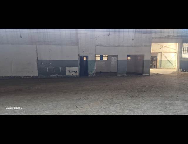 1,800M² WAREHOUSE TO LET IN SELBY