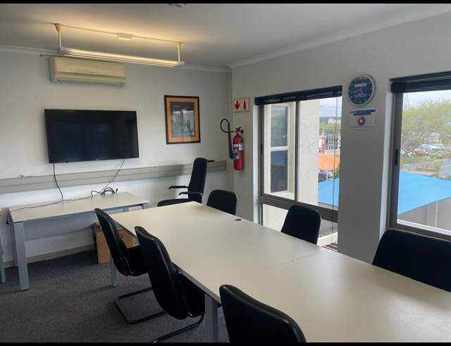 236M² OFFICE TO LET IN BROOKLYN