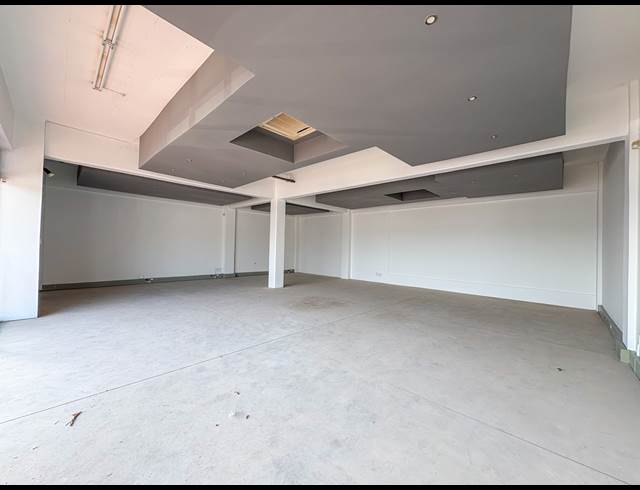140M² OFFICE TO LET IN NEW TOWN CENTRE