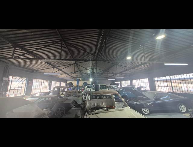 566M² WAREHOUSE TO LET IN ANDERBOLT