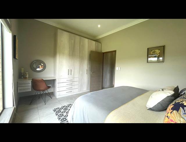 2 BEDROOM HOUSE TO LET IN BATELEUR ESTATE