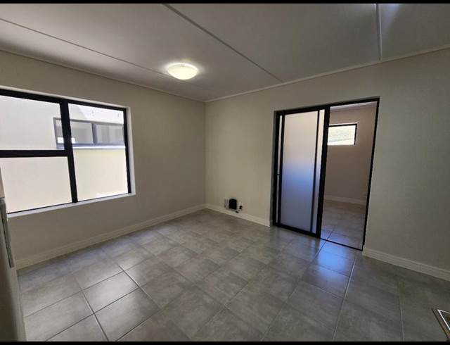 1 BEDROOM PROPERTY TO RENT IN GREENBAY ECO ESTATE