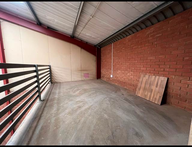300M² WAREHOUSE TO LET IN SUNDERLAND RIDGE